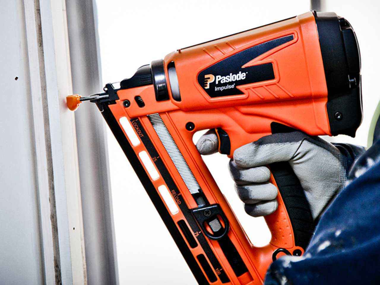 Paslode IM65A F16 Angled Lithium Brad 