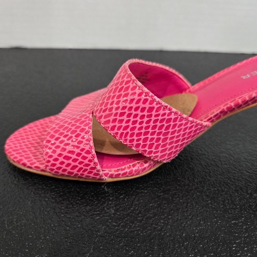 Marc Fisher MF Queta Pink Heeled Slip-on Sandals Snake Embossed 6M Barbiecore - Picture 3 of 11