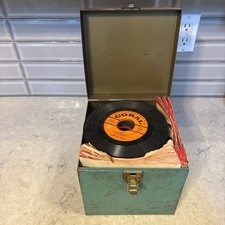 Lot of 45 RPM Vinyl Records 7  Various Artists and Conditions - Lot of 97 