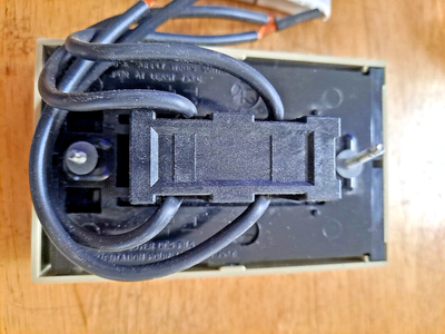 Honeywell Home T498B1512 Line Volt Electric Heat Thermostat NOS FREE  SHIPPING | eBay