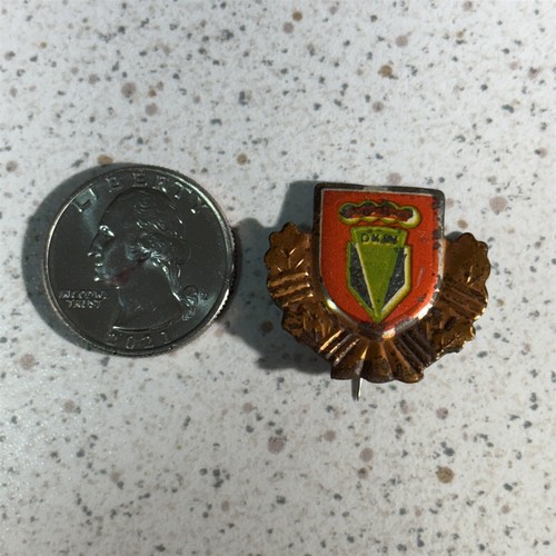 DKW Motor Cars Germany Vintage Tin Stick Pin Pinback Badge #49632 - Picture 1 of 2