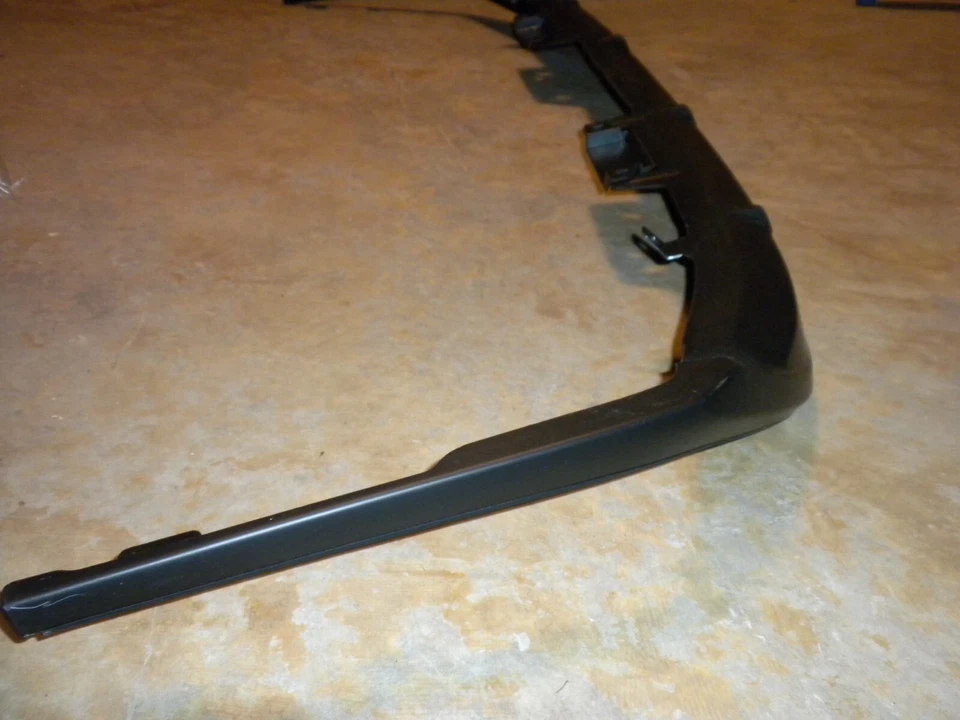 15 16 17 Toyota Prius V Rear Lower Deflector Apron Spoiler - Spoiler # 1 Foto 2 de 4