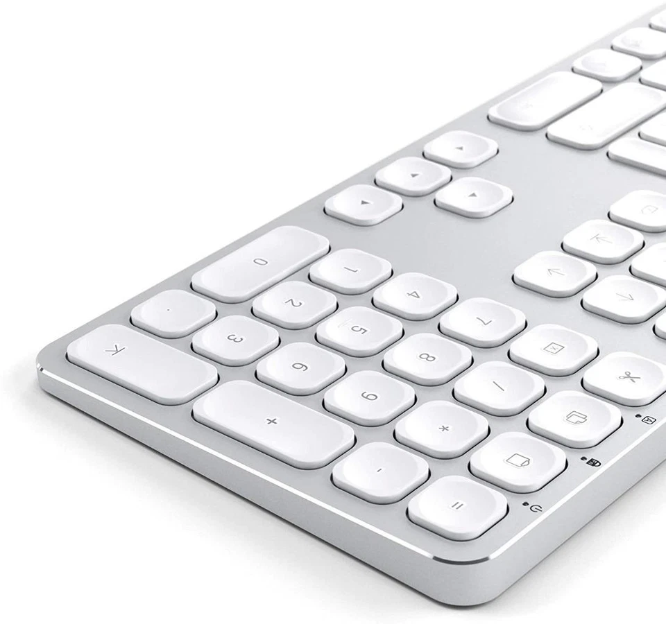 Satechi Aluminium USB Wired Keyboard Numeric Keypad Compatible with iMac Pro - Image 4 of 4