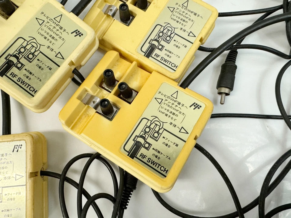 LOT OF 4 NINTENDO FAMICOM NES RF SWITCH CABLE JAPAN - Image 4 of 4