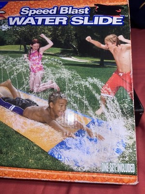 Banzai Speed Blast Water Slide 16 ft x 28 in Attaches to Garden Hose