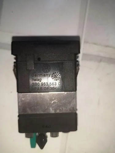 VW PASSAT Variant B5 3B6 Schalter sitzheizung 3B0963563C 2.50 Diesel 18231075
