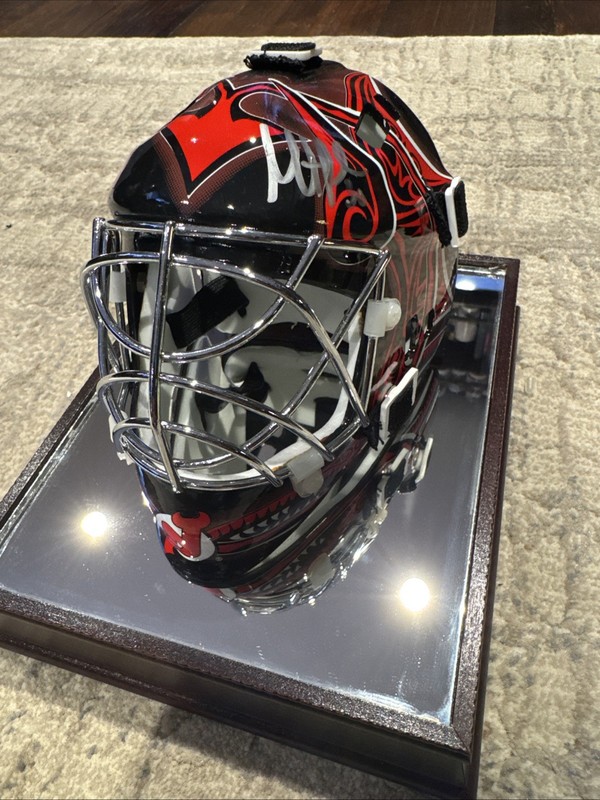 Martin Brodeur Signed NJ Devils Mini Goalie Mask Steiner Sports with case
