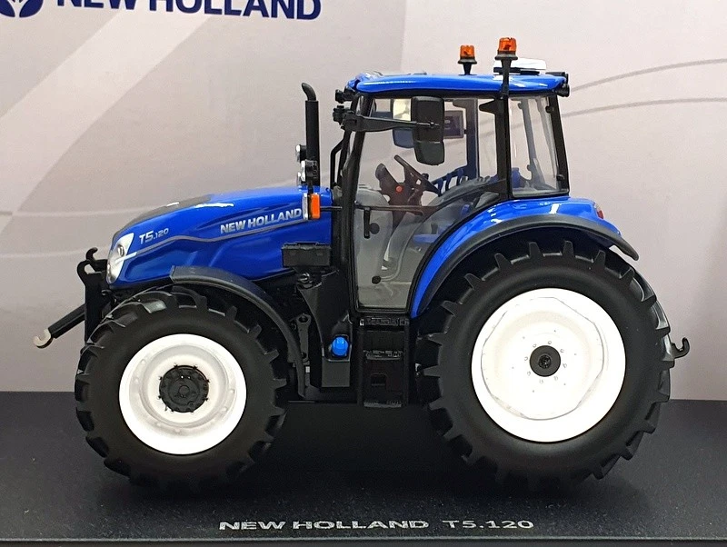 Universal Hobbies 1/32 Scale UH6678 - New Holland T5.120 Dual Command - Blue - Image 3 of 4