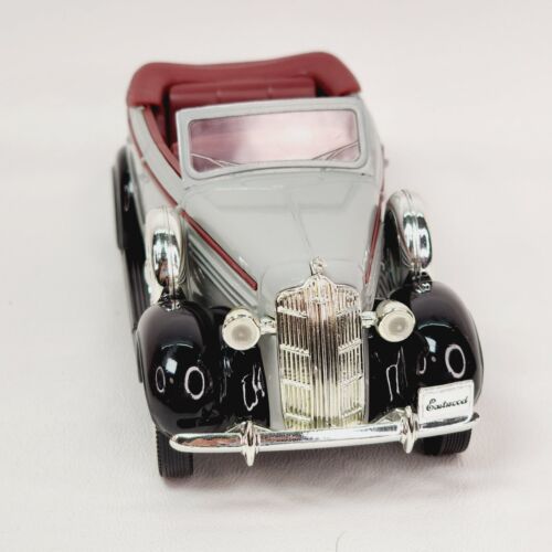 Liberty Classics 1936 Dodge Convertible Sedan Eastwood Series II Die Cast Bank - Picture 3 of 12