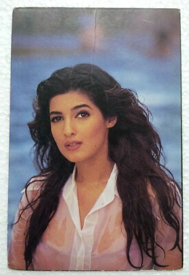 Bollywood Actor Twinkle Khanna Rare Old Original Post card Postcard India