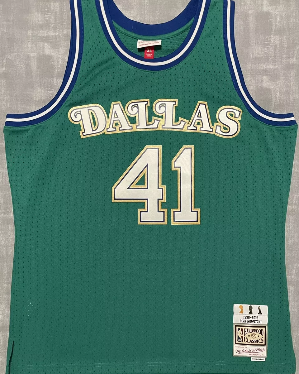 Mitchell & Ness, Dirk Nowitzki Mavericks Jersey