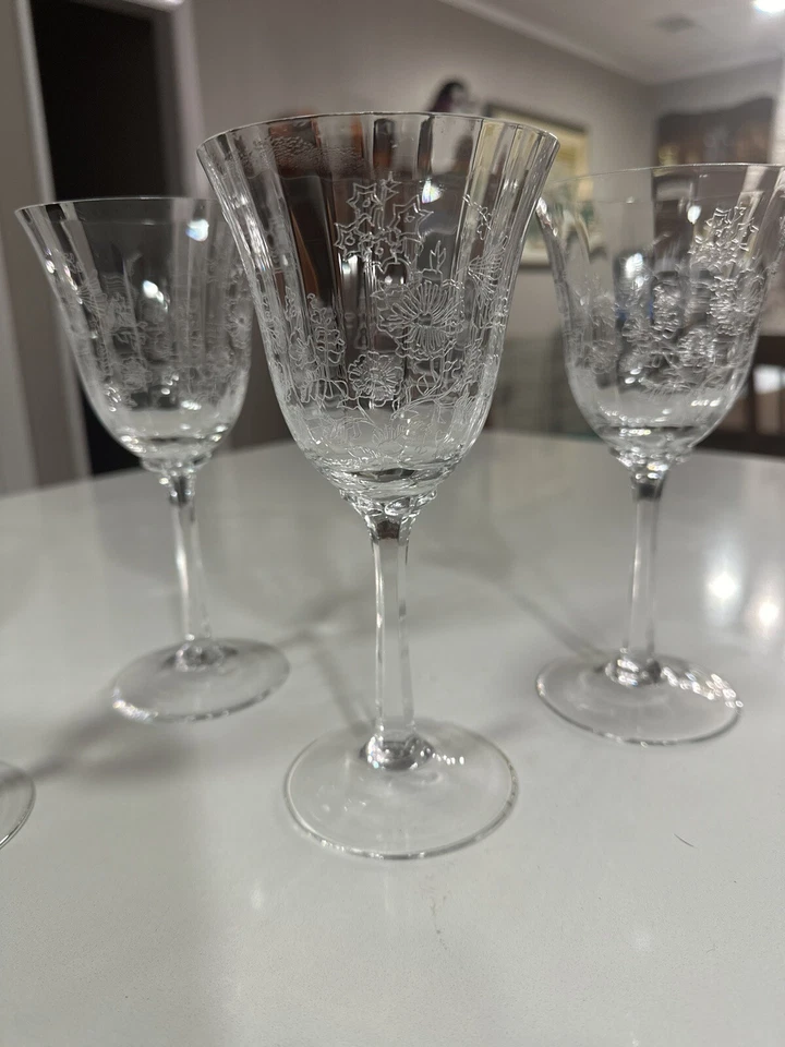 Juego de 4 vasos de vajilla transparentes Lenox Navarra COPAS DE AGUA 7-5/8"H Foto 4 de 4