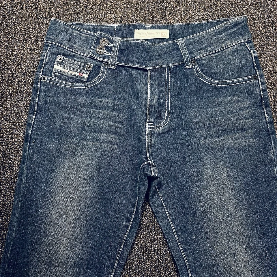 Vintage DIESEL 5355 Daylight Bootcut Womens Jeans W30 Low Rise Y2K - Image 2 of 4