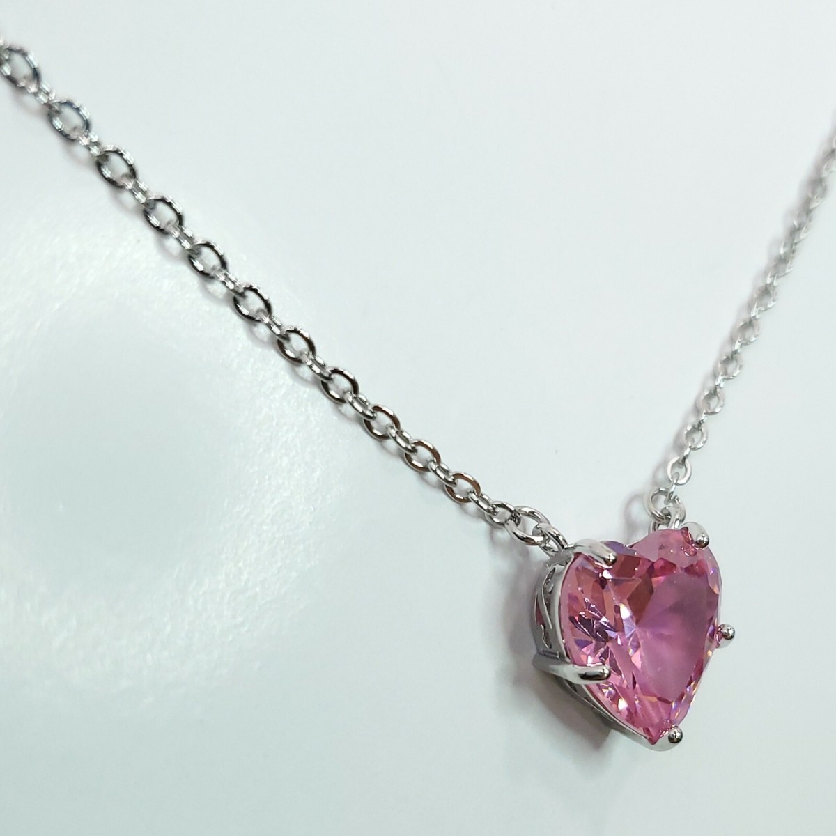 N0246 Dainty Pink Rhinestone Heart Love Shape Mini Pendant