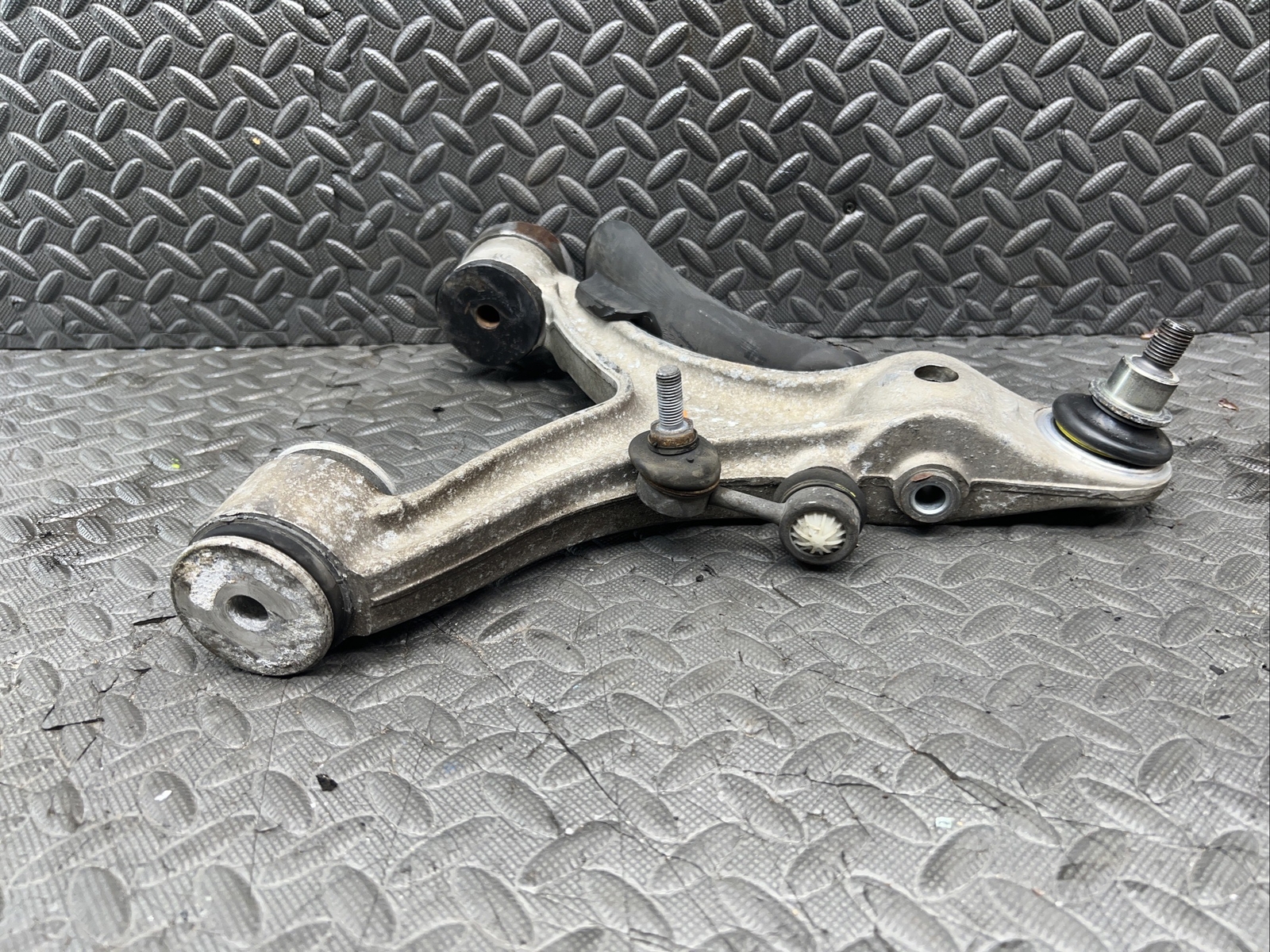 💥 OEM 2003 - 2012 MASERATI QUATTROPORTE M139 FRONT LEFT LOWER CONTROL ARM