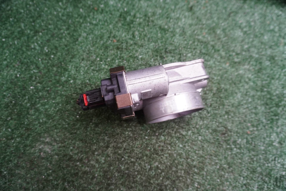 2019 CHEVROLET Tahoe 5.3L THROTTLE BODY OEM 103K Miles ETB0066 - Image 2 of 4