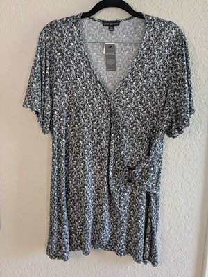 NWT Lane Bryant Stretch Knit Top Short Sleeve Illusion Wrap Blk White Size 14/16