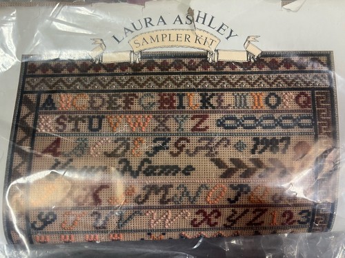 VTG Laura Ashley Sampler Kit Alphabet Canvas 45x45cm Wool Thread NEW Opened READ - Picture 5 of 6