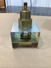 MCDONNELL  MILLER FS4-3 114400 FLOW SWITCH 1" Missing Cover 