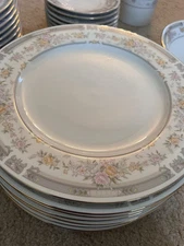 Set Of 8 Faberware Southampton 223K 1992 Fine China Plates, Bowls, Cups, Creamer