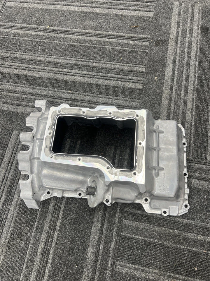 Sartén de aceite superior Mopar genuina solo 05048692AA Foto 4 de 4