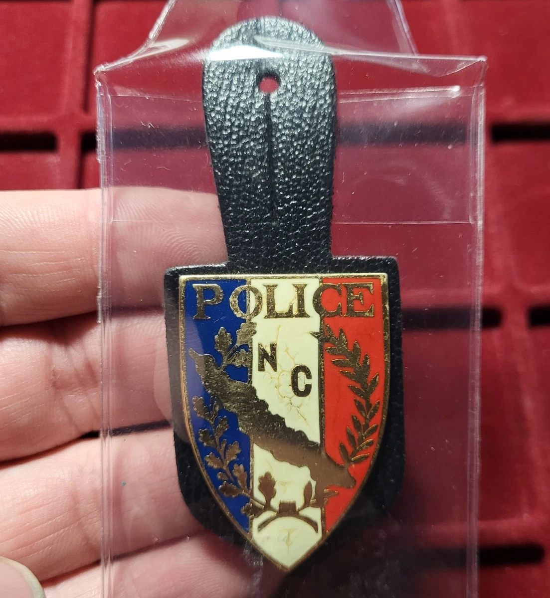 Insigne De Casquette Police De L'Air Et Des Frontières – A.B Paris REF 5511 (France)