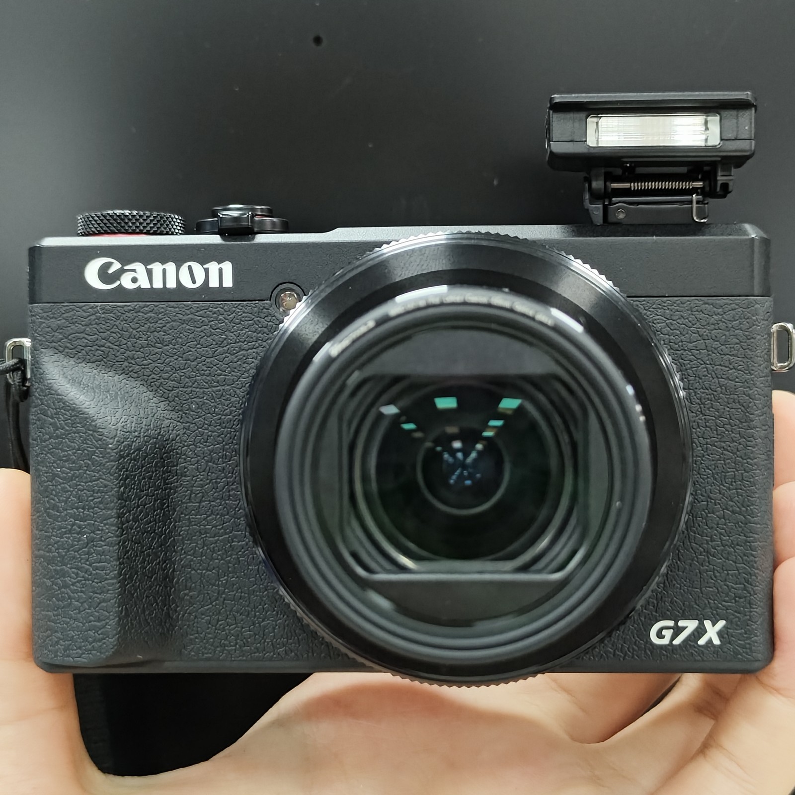 Canon PowerShot G7 X Mark III 20.1MP Point & Shoot Digital Camera Black English