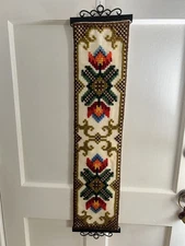VINTAGE WALL HANGING NORWAY SWEDISH HAND EMBROIDERED WOOL BELL PULL KLOKKESTRENG