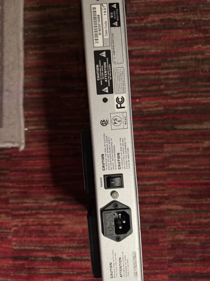 Behringer FCB1010 Ultra-Flexible MIDI Foot Controller - Image 2 of 3