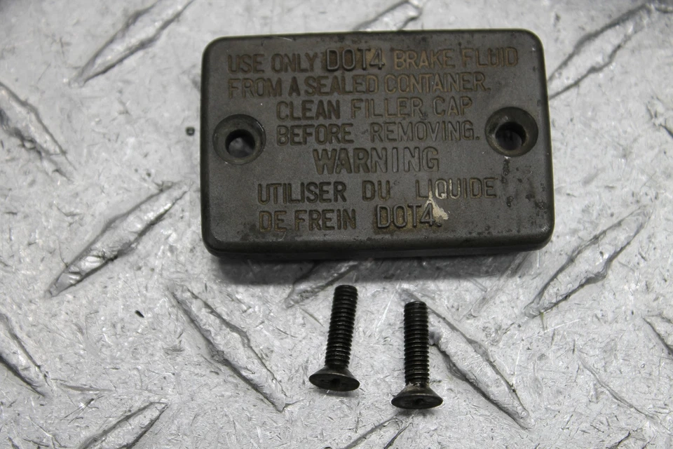 1999 SUZUKI SV650 REAR BACK BRAKE MASTER CYLINDER W RESERVOIR - Image 2 of 4