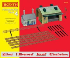 HORNBY R8230 TRAKMAT ACCESSORIES PACK 4 GOODS SHED COTTAGE FENCE LOADING GAUGE