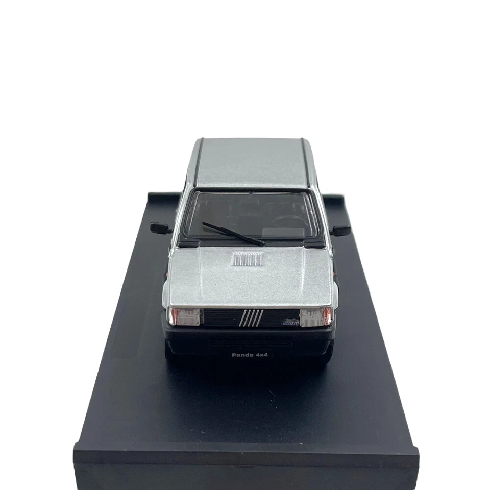 Modellino Auto Brumm 1/43 Fiat Panda 4x4 Supernova 1986 Grigio Chiaro Met - Immagine 2 di 4