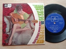 SHAO FONG FONG     - Rare 60s Singapore Chinese 45rpm 7" EP