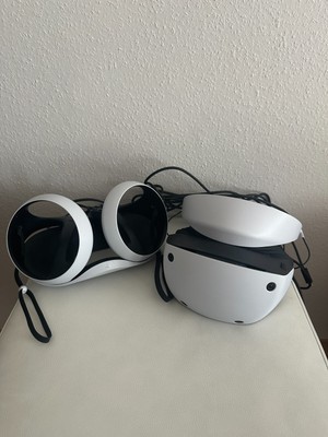 Playstation 5 - PS VR 2 mit Ladestation