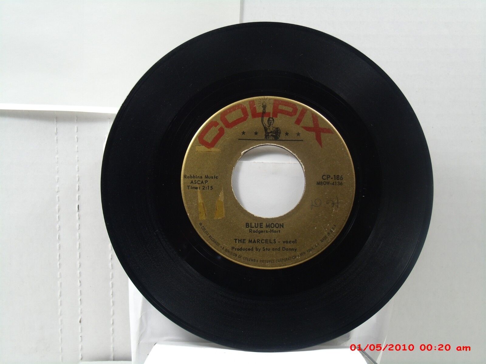 THE MARCELS -(45)- BLUE MOON / GOODBYE TO LOVE - COLPIX RECORDS CP - 186 -  1961