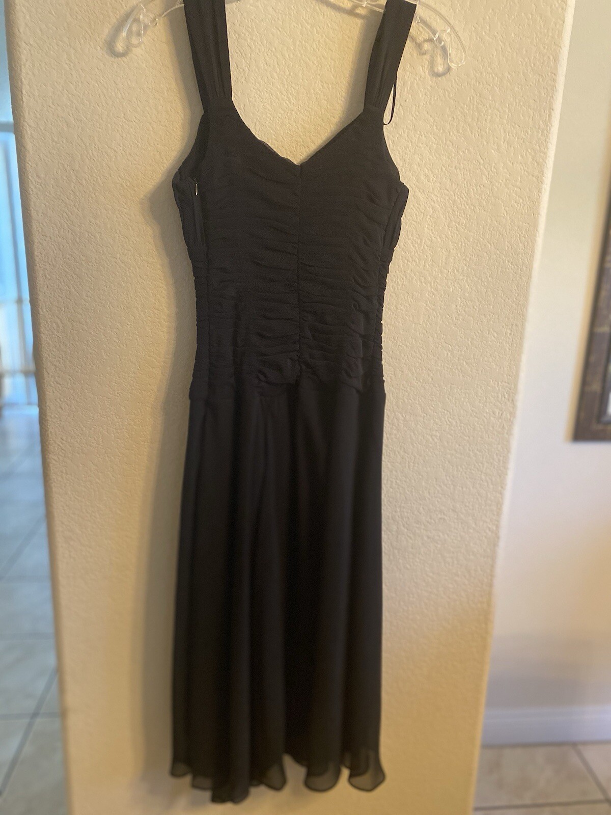 Black cocktail dress size 6-image