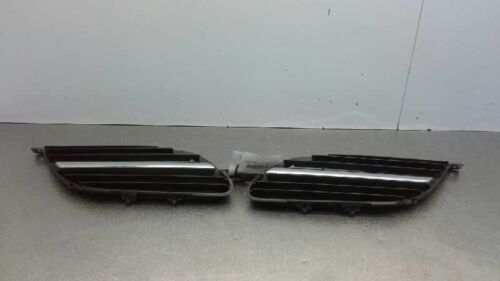 REJILLA DELANTERA / 1565546 PARA NISSAN ALMERA TINO V10M ACENTA