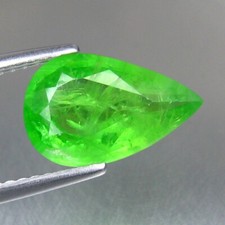 2.88 CTS 12x7mm Fabulous fire sparkling Natural Tsavorite Green Garnet