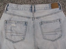 American Eagle Jeans Womens 6 Short Mom High Rise Denim Distressed Casual 29x25