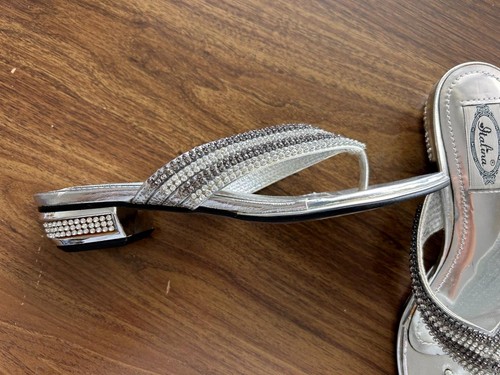 Italina shoes sandals size 8 sparkly beads silver 1" heel thong flip flop - Picture 2 of 5