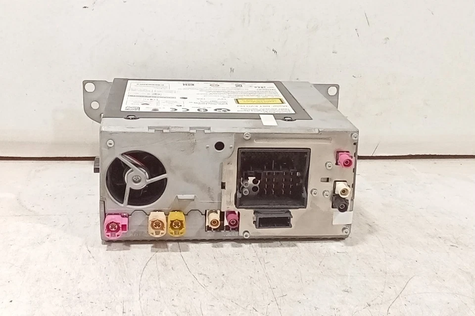 2017-2020 宝马 440i 调幅调频导航 CD 播放器 收音机 接收器 原始设备制造商 — 第 2/4 张图片