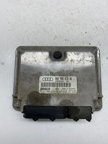 AUDI A3 8L1 Motorsteuergerät ECU 0261204675 06A906018AK 1.80 Petrol 23944316