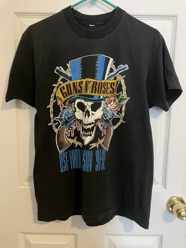 Guns N' Roses Use Your Illusion 91-92 Tour T Shirt N Vintage vintage concert t-shirt, vintage, single stitch, B+ condition