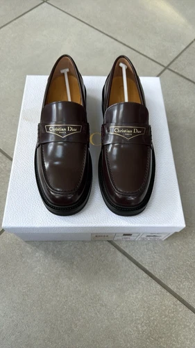 Mocassins garçon Dior taille 38,5