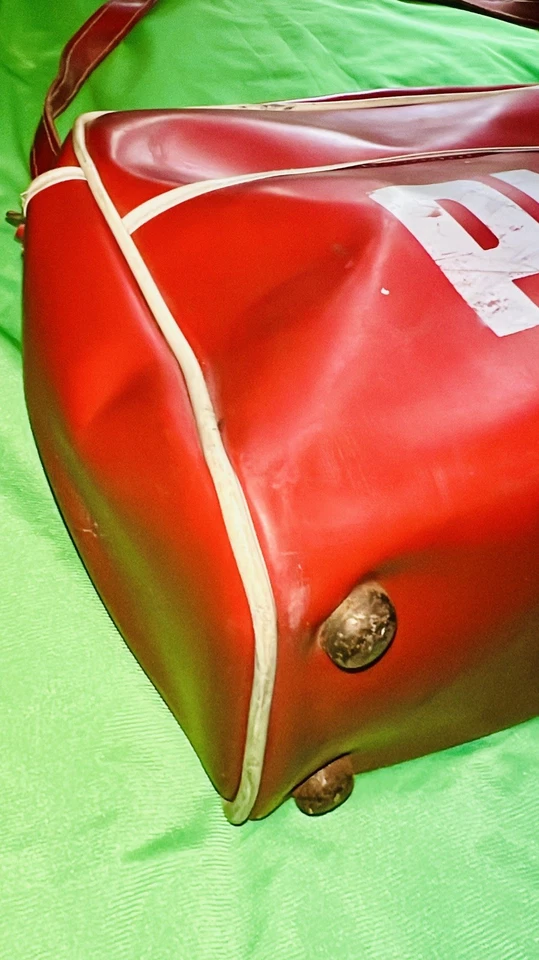 Bolso Mensajero Puma Rojo X Blanco Ribete Vintage Retro Bolso Mensajero Foto 3 de 4