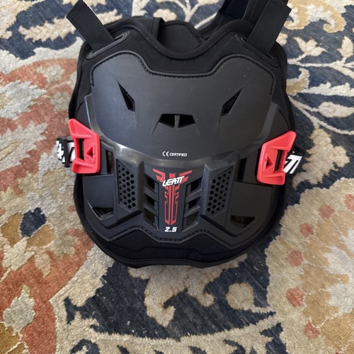 Leatt Kids Chest Protector 2.5 Mini Roost Guard Mountain Bike MTB Motocross MX - Picture 5 of 5