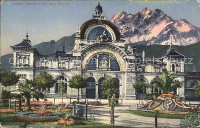 Luzern LU Bahnhof mit Pilatus