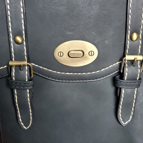 Mochila tipo cartera negra/inmitación de cuero vegano DAKOTA - Imagen 5 de 10