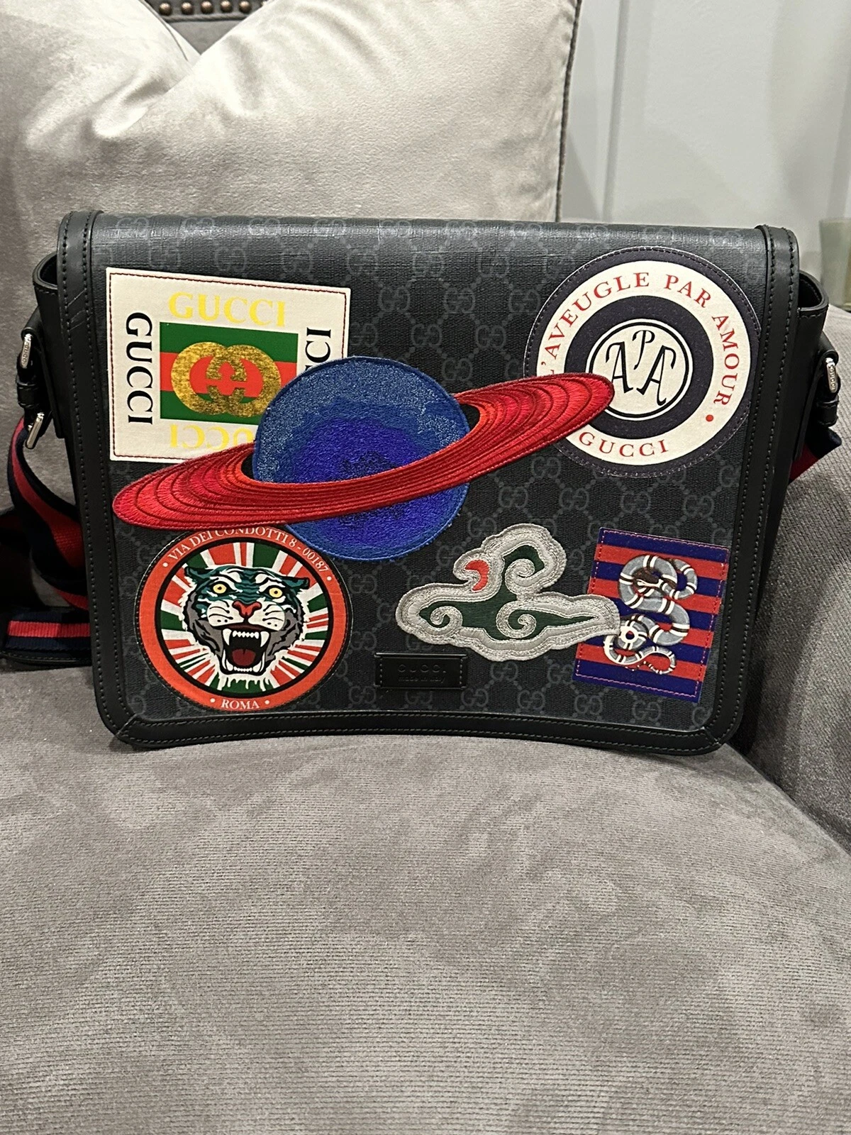 Sac bandoulière Gucci GG Supreme Night Courrier