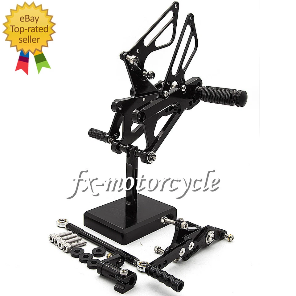 Juego de estriberas traseras CNC para Triumph Street Triple 765 2019-2022 Foto 2 de 4